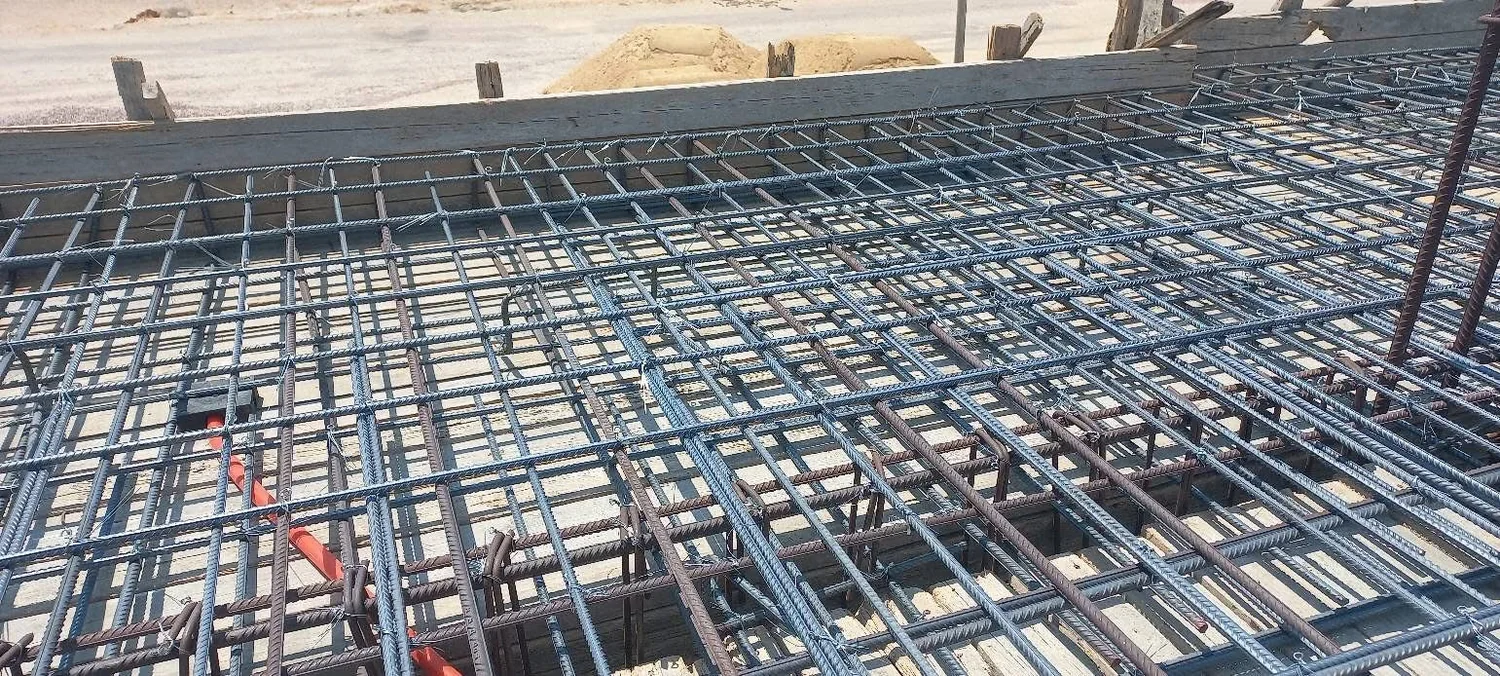 تفاصيل شبكة تسليح سقف وكمرات خرسانية